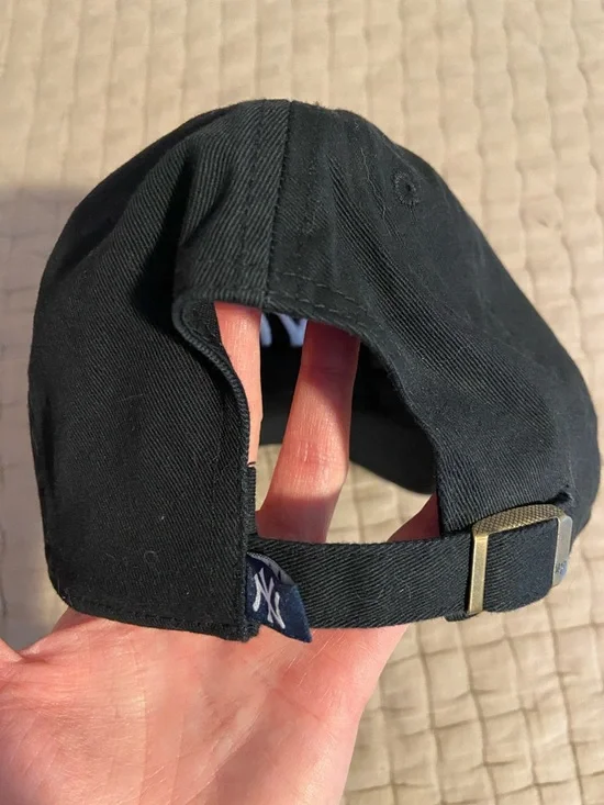 47 brand New York Yankees adjustable clean up hat - Picture 3 of 8